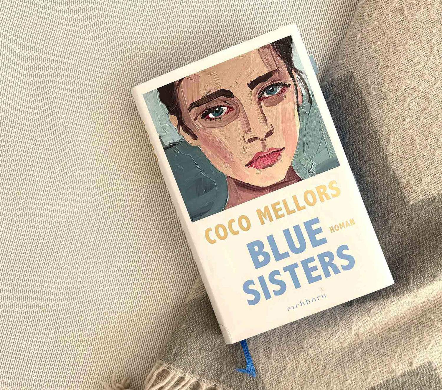 Caro liest laut: Blue Sisters von Coco Mellors - Vergiss Mein Nie