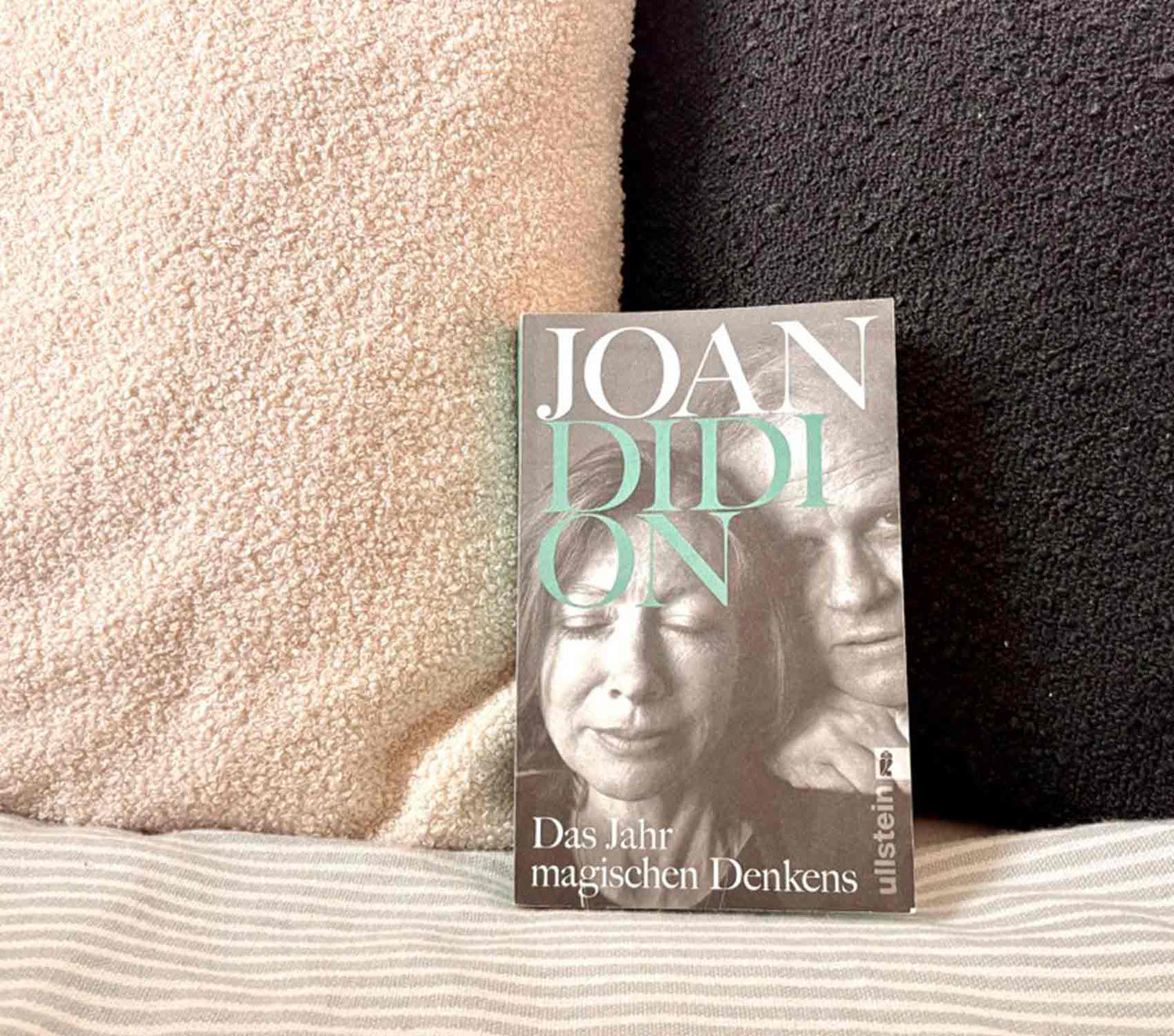 Caro liest laut: Das Jahr magischen Denkens von Joan Didion - Vergiss Mein Nie